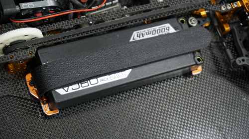 Yeah Racing Aluminum Adjustable Velcro Lipo Battery Mount For XRAY T4 Black #XR-T4-010BK
